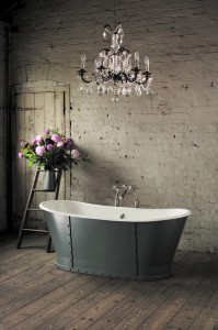 Brunel cast iron roll top bath, Aston Matthews