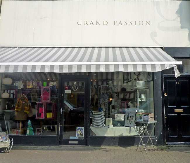 Shops Northcote Road, London SW11 Homegirl London