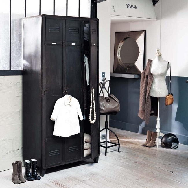 Vintage industrial furniture designs revive bedroom spaces | Homegirl ...